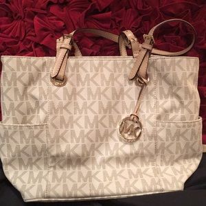 Michael Kors cream Logo tote